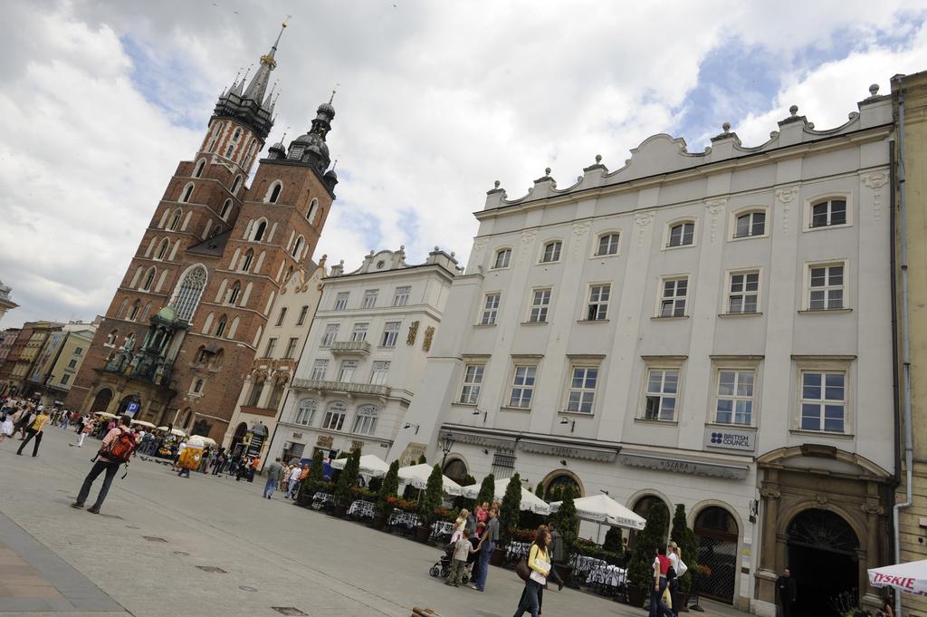 Apartments Rynek Glowny Cracovia Esterno foto